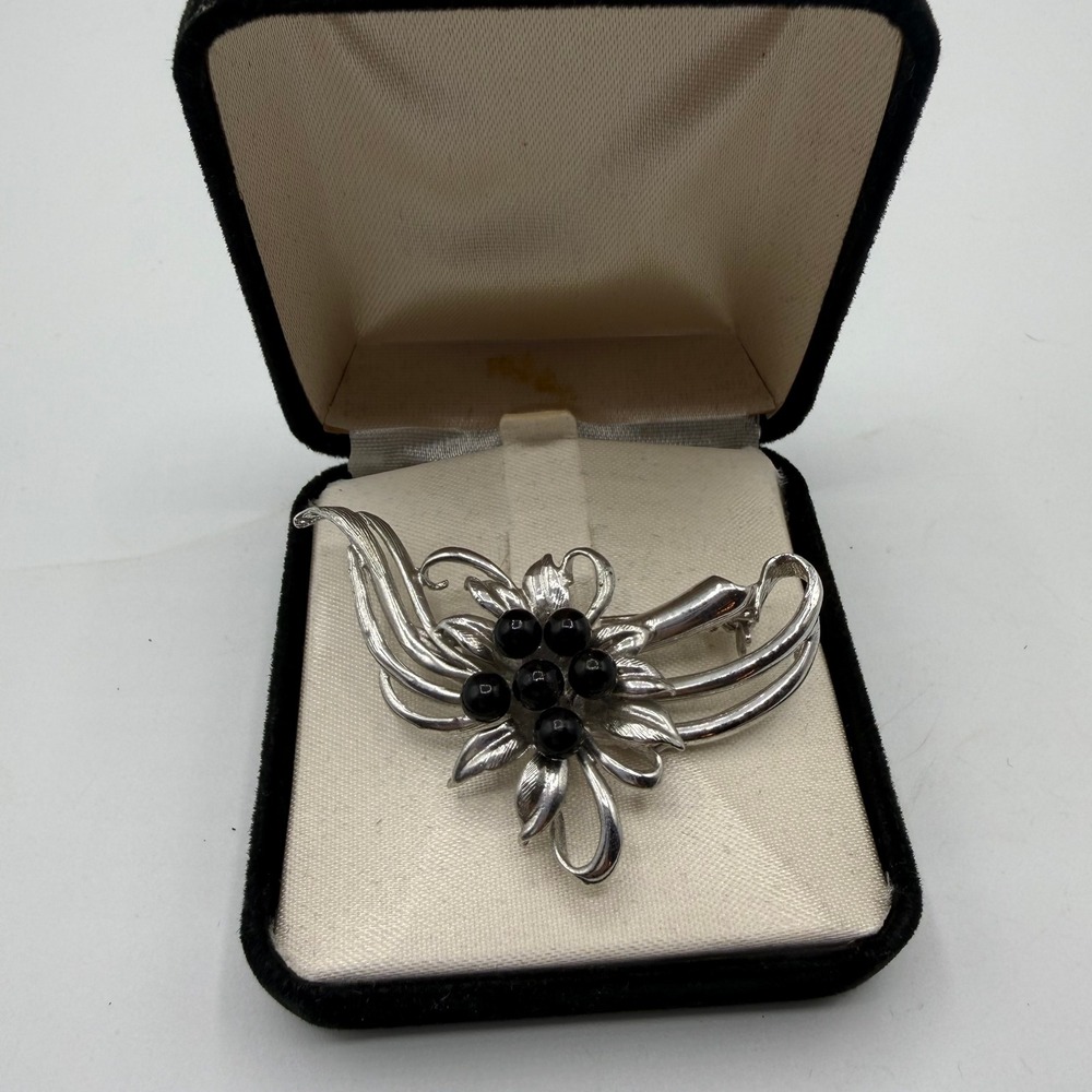 Vintage Hawaiian Silver Plated Black Coral Floral Brooch Pin Tropical Leaf